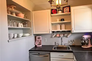 345 Princeton Dr, Pittsburgh, PA 15235 - Photo 6