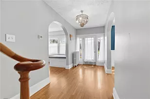 1123 Cochran Rd, Pittsburgh, PA 15243 - Photo 4