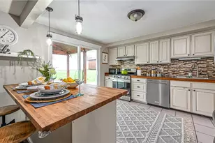 388 Highview St, Pittsburgh, PA 15237 - Photo 10