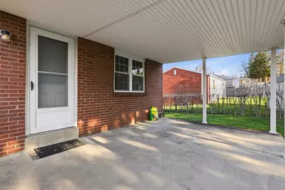 114 Lycoming Dr, Moon/Crescent Twp, PA 15108 - Photo 30