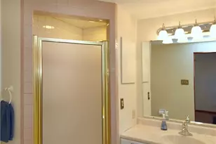 110 Circle Dr, Ross Twp, PA 15237 - Photo 14