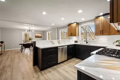 2635 Woodmont Ln, Pittsburgh, PA 15090 - Photo 24