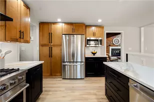 2635 Woodmont Ln, Pittsburgh, PA 15090 - Photo 22