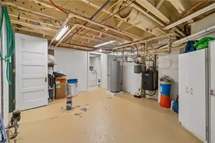 701 Cowan Ave, Jeannette, PA 15644 - Photo 24