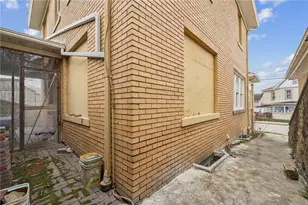 701 Cowan Ave, Jeannette, PA 15644 - Photo 30