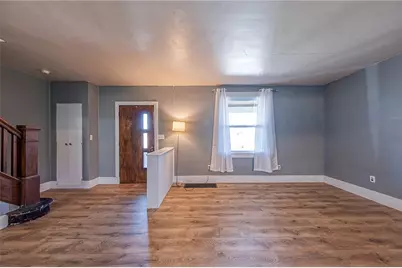 814 N 2nd St, Jeannette, PA 15644 - Photo 12