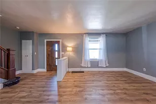 814 N 2nd St, Jeannette, PA 15644 - Photo 12