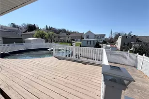 390 Jones St, Belle Vernon, PA 15012 - Photo 12