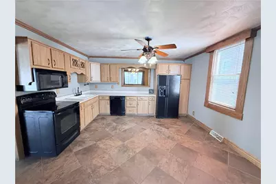 390 Jones St, Belle Vernon, PA 15012 - Photo 16