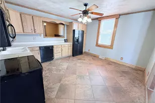 390 Jones St, Belle Vernon, PA 15012 - Photo 18