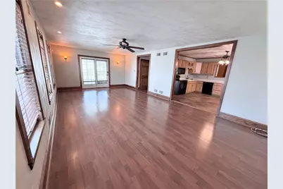 390 Jones St, Belle Vernon, PA 15012 - Photo 14