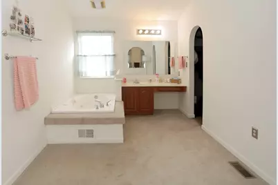 105 Aspen Dr, Brighton Township, PA 15009 - Photo 20