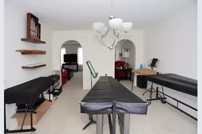 105 Aspen Dr, Brighton Township, PA 15009 - Photo 10