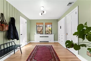 22 Priscilla Ln, Rosslyn Farms, PA 15106 - Photo 10