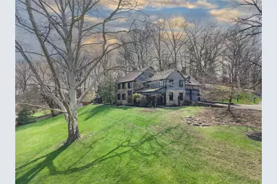 22 Priscilla Ln, Rosslyn Farms, PA 15106 - Photo 40