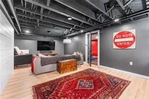 22 Priscilla Ln, Rosslyn Farms, PA 15106 - Photo 32