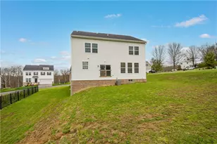 829 Frickwood Dr, South Park, PA 15129 - Photo 34