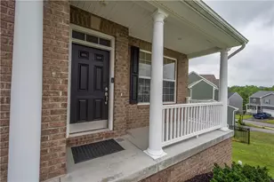 829 Frickwood Dr, South Park, PA 15129 - Photo 4