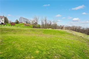 829 Frickwood Dr, South Park, PA 15129 - Photo 34