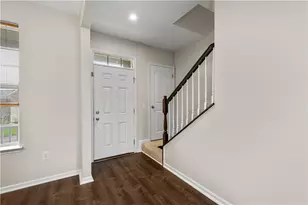 829 Frickwood Dr, South Park, PA 15129 - Photo 6