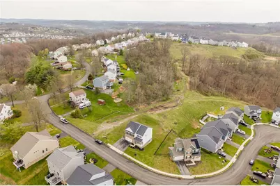 829 Frickwood Dr, South Park, PA 15129 - Photo 42