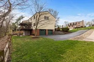 9044 Woodview Dr, Pittsburgh, PA 15237 - Photo 30