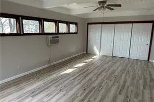 366 White Ave, Sharon, PA 16146 - Photo 14