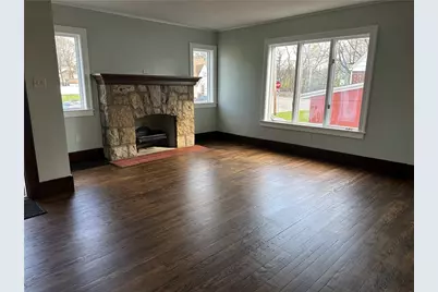 366 White Ave, Sharon, PA 16146 - Photo 4