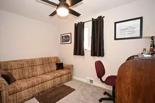 116 Mary Ann Dr, Pittsburgh, PA 15227 - Photo 20