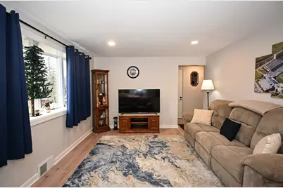 116 Mary Ann Drive, Pittsburgh, PA 15227 - Photo 8