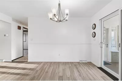 20 Royal Oaks Dr, Fallowfield, PA 15022 - Photo 6