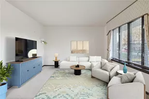 20 Royal Oaks Dr, Fallowfield, PA 15022 - Photo 2