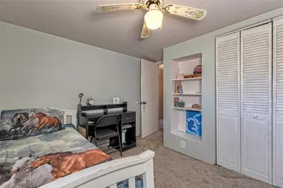 425 Welker St, Jeannette, PA 15644 - Photo 24