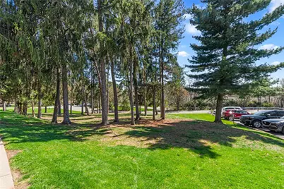 223 Forest Green Drive, Moon/Crescent Twp, PA 15108 - Photo 24