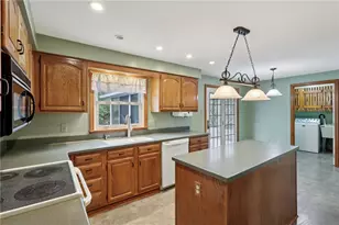 102 Cool Springs Dr, Ohio Township, PA 15143 - Photo 14