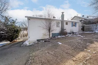 819 Bute Rd, North Union Township, PA 15401 - Photo 4