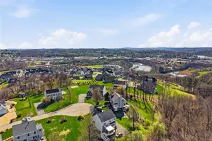 1044 Woodridge Dr, North Strabane, PA 15317 - Photo 32