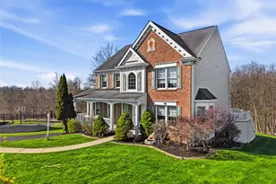 1044 Woodridge Dr, North Strabane, PA 15317 - Photo 2