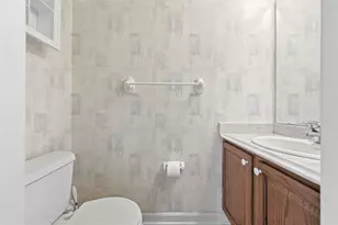 1044 Woodridge Dr, North Strabane, PA 15317 - Photo 8