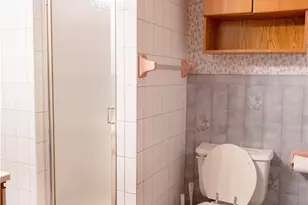 115 Lakeview Dr, Center Township, PA 16001 - Photo 20