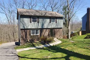 1109 Woodhill Dr, Richland, PA 15044 - Photo 2