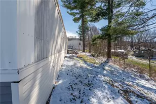 1801 Baldridge Ave, Connellsville, PA 15425 - Photo 4