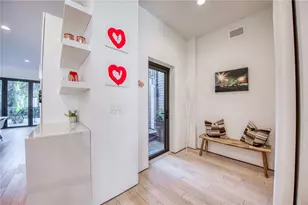 817 Saint James, Pittsburgh, PA 15232 - Photo 14