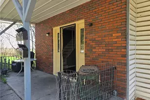 708 Lookout Ave, Charleroi Boro, PA 15022 - Photo 2