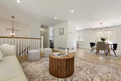 223 Ligonier Ln, Pittsburgh, PA 15068 - Photo 8