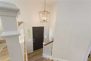 223 Ligonier Ln, Pittsburgh, PA 15068 - Photo 2