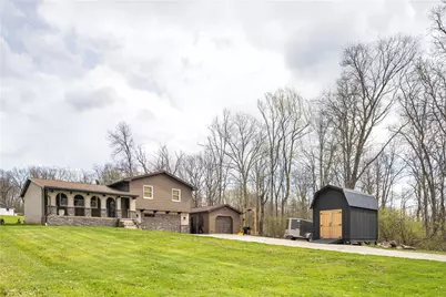 1760 Banning Rd, Perry Township, PA 15426 - Photo 4