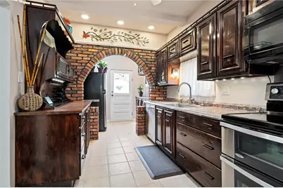 956 Greenfield Ave, Pittsburgh, PA 15217 - Photo 10