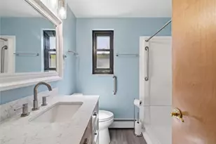 193 Arla Dr, Green Tree, PA 15220 - Photo 26