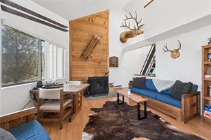 1223 Veech Ln, Hidden Valley, PA 15502 - Photo 4